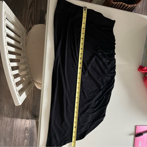 Guess skirt with gold zipper - Picture 7 of 7